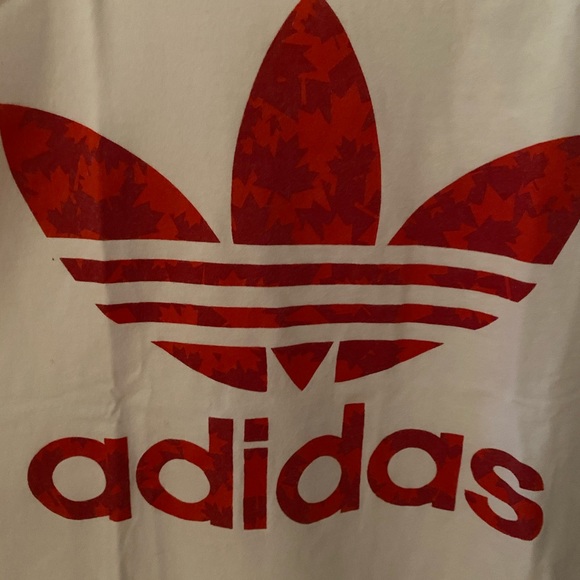Vintage Adidas Canada Maple Leaf t-shirt - Picture 2 of 4
